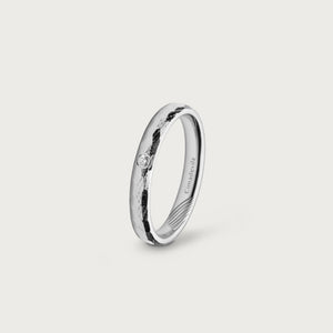 LOVE MARK WEDDING BAND ORGANIC White gold, diamond