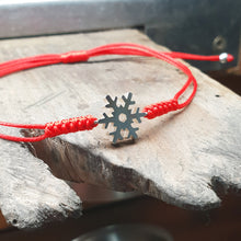 Laden Sie das Bild in den Galerie-Viewer, Snowflake Bracelet with Red Cotton Cord
